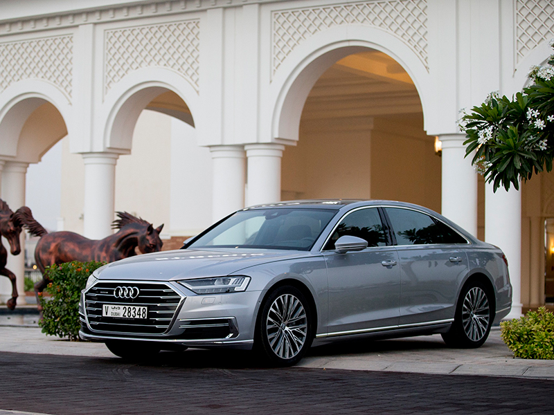 Audi A8 الجديدة كلياً تصل إلى أبوظبي... تصميم فخم يضم أحدث التقنيات وخيارات الراحة